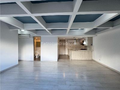 Apartaestudio en venta en Loma De Los Bernal, Medellín, 65 m² · foto 14 de 20