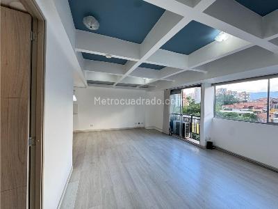 Apartaestudio en venta en Loma De Los Bernal, Medellín, 65 m² · foto 15 de 20