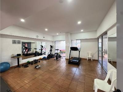 Apartaestudio en venta en Loma De Los Bernal, Medellín, 65 m² · foto 19 de 20