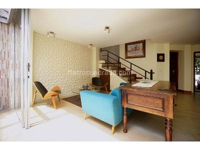 Casa de 3 alcobas en venta en Envigado, Medellín, 230 m² · foto 3 de 16