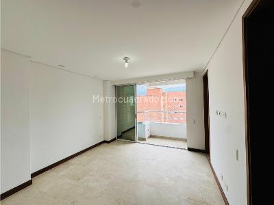 Apartamento en venta en Laureles, Medellín · foto 12 de 20