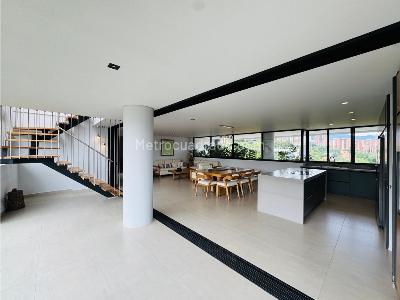 Apartamento en venta en El Poblado, Medellín · foto 4 de 20