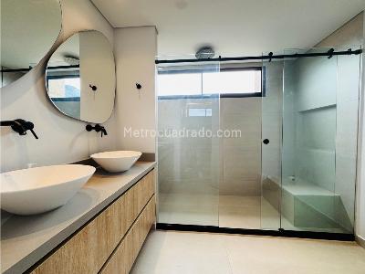 Apartamento en venta en El Poblado, Medellín · foto 9 de 20