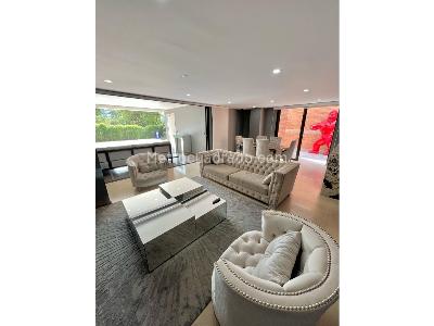 Casa de 3 alcobas en arriendo en Poblado San Lucas, Medellín, 500 m² · foto 5 de 18