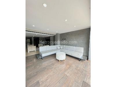 Casa de 3 alcobas en arriendo en Poblado San Lucas, Medellín, 500 m² · foto 14 de 18