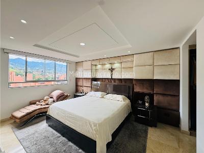 Apartamento de 2 alcobas en venta en La Castellana, Medellín, 200 m² · foto 8 de 20