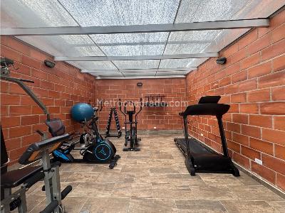 Apartamento de 2 alcobas en venta en La Castellana, Medellín, 200 m² · foto 17 de 20