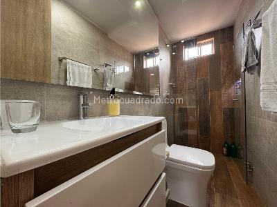 Apartamento de 2 alcobas en venta en La Castellana, Medellín, 200 m² · foto 19 de 20