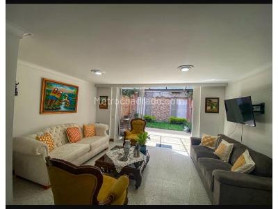 Casa de 4 alcobas en venta en El Poblado, Medellín, 220 m² · foto 5 de 16
