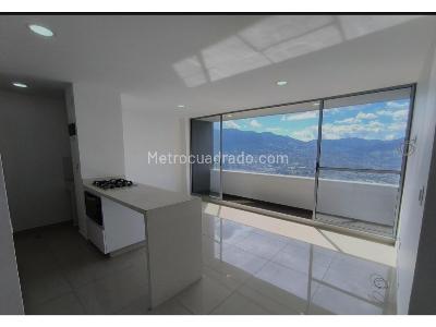 Apartamento de 2 alcobas en venta en Sabaneta, Sabaneta, 63 m² · foto 3 de 11