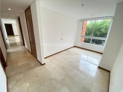Apartamento en arriendo en Poblado, Medellín · foto 6 de 14