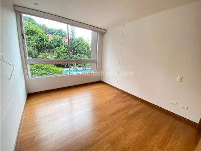 Apartamento en arriendo en Poblado, Medellín · foto 9 de 14