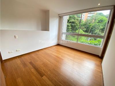 Apartamento en arriendo en Poblado, Medellín · foto 10 de 14