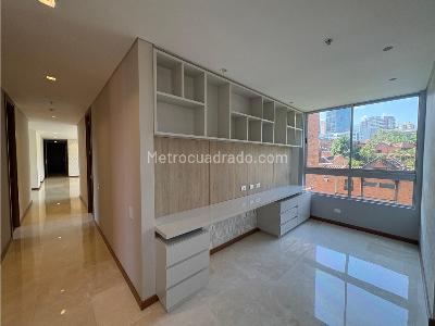 Apartamento en arriendo en Poblado, Medellín · foto 4 de 20