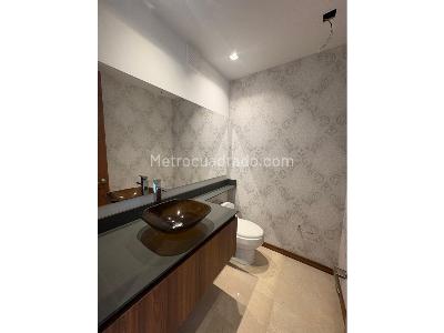 Apartamento en arriendo en Poblado, Medellín · foto 17 de 20