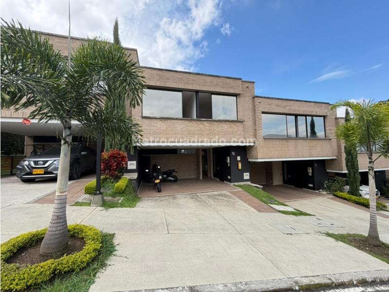 Casa en Arriendo, Intermedia, Envigado