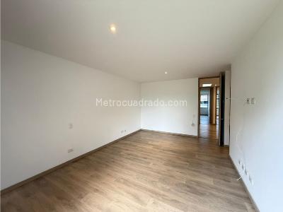 Casa de 3 alcobas en arriendo en Intermedia, Envigado, 240 m² · foto 5 de 20