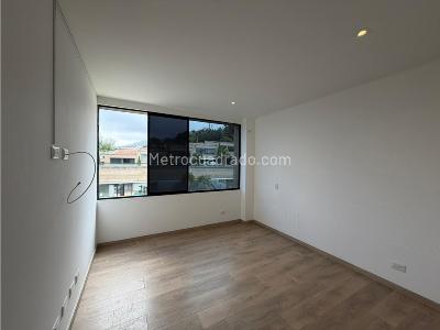 Casa de 3 alcobas en arriendo en Intermedia, Envigado, 240 m² · foto 8 de 20