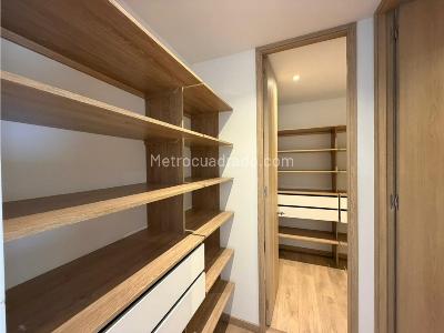 Casa de 3 alcobas en arriendo en Intermedia, Envigado, 240 m² · foto 13 de 20