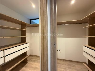 Casa de 3 alcobas en arriendo en Intermedia, Envigado, 240 m² · foto 15 de 20