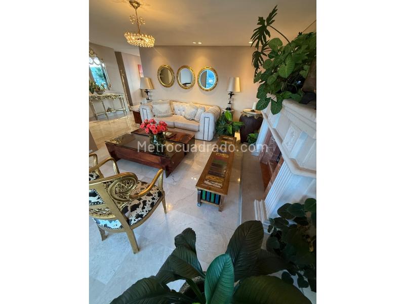 3BR Apartment in Poblado (360 m²) - 4