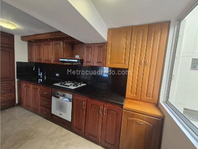 Apartamento de 3 alcobas en arriendo en Avenida Las Palmas, Medellín, 148 m² · foto 7 de 20