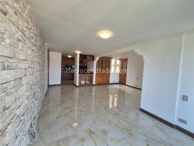 Apartamento de 3 alcobas en arriendo en Avenida Las Palmas, Medellín, 148 m² · foto 10 de 20