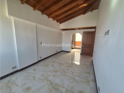 Apartamento de 3 alcobas en arriendo en Avenida Las Palmas, Medellín, 148 m² · foto 15 de 20