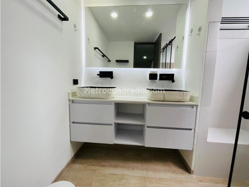 Apartamento amplio de 4 alcobas en arriendo en Envigado, sector Brujas - 7