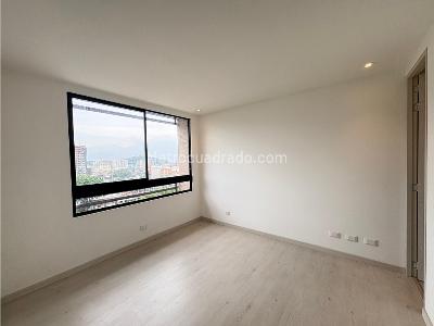 Apartamento en arriendo en Castropol, Medellín · foto 5 de 17