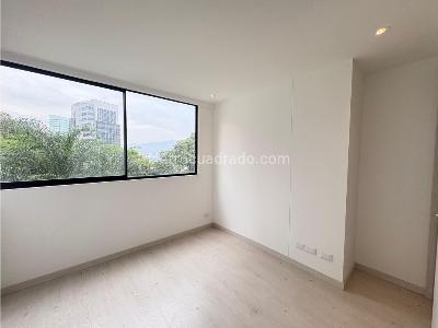 Apartamento en arriendo en Castropol, Medellín · foto 12 de 17