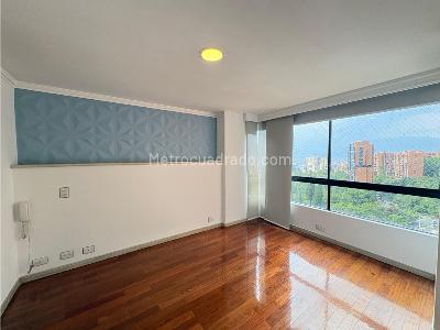 Apartamento de 4 alcobas en arriendo en El Poblado, Medellín, 135 m² · foto 7 de 14