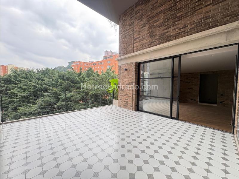 Apartamento de 2 alcobas en arriendo en Poblado Castropol