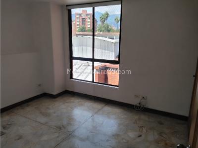 Apartamento de 3 alcobas en venta en Laureles, Medellín, 131 m² · foto 14 de 15