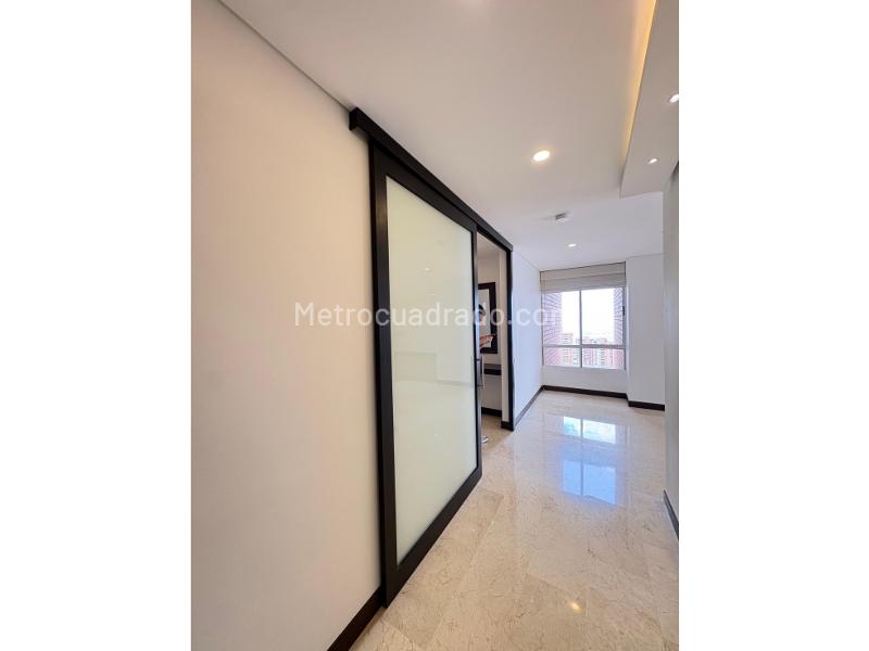 4BR Apartment for Rent in Poblado La Calera with Balcony & 3 Parking - 5