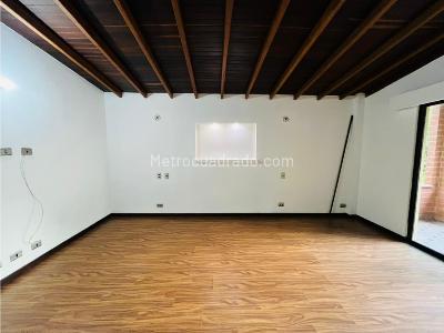 Casa de 4 alcobas en arriendo en Envigado, Medellín · foto 16 de 20