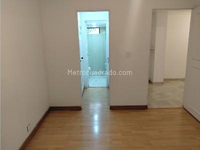 Apartamento de 3 alcobas en arriendo en El Poblado, Medellín, 134 m² · foto 12 de 17