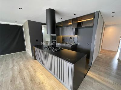 Apartamento de 3 alcobas en arriendo en Avenida Las Palmas, Medellín, 140 m² · foto 2 de 20