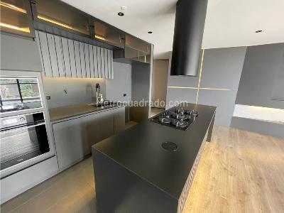 Apartamento de 3 alcobas en arriendo en Avenida Las Palmas, Medellín, 140 m² · foto 4 de 20