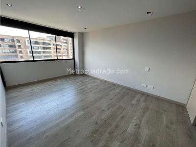 Apartamento de 3 alcobas en arriendo en Avenida Las Palmas, Medellín, 140 m² · foto 11 de 20