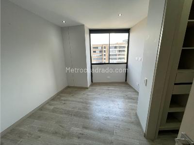 Apartamento de 3 alcobas en arriendo en Avenida Las Palmas, Medellín, 140 m² · foto 12 de 20
