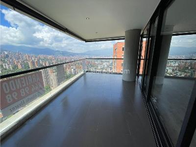Apartamento de 3 alcobas en arriendo en Avenida Las Palmas, Medellín, 140 m² · foto 13 de 20