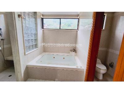 Apartamento en arriendo en Poblado, Medellín · foto 12 de 20