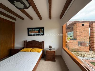 Casa de 3 alcobas en arriendo en La Navarra, Bello, 700 m² · foto 20 de 20