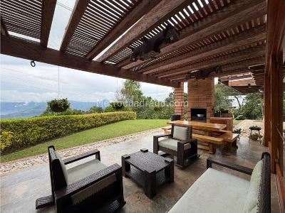 Casa de 3 alcobas en arriendo en La Navarra, Bello, 700 m² · foto 7 de 20