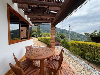 Casa de 3 alcobas en arriendo en La Navarra, Bello, 700 m² · foto 8 de 20