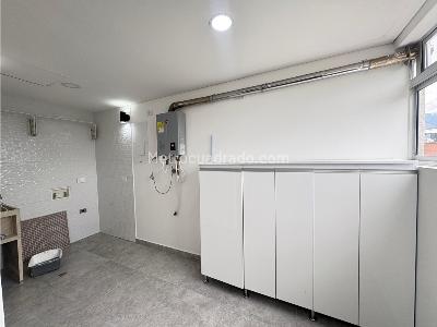 Apartamento de 5 alcobas en venta en Belen, Medellín, 300 m² · foto 4 de 20