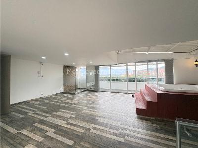 Apartamento de 5 alcobas en venta en Belen, Medellín, 300 m² · foto 17 de 20