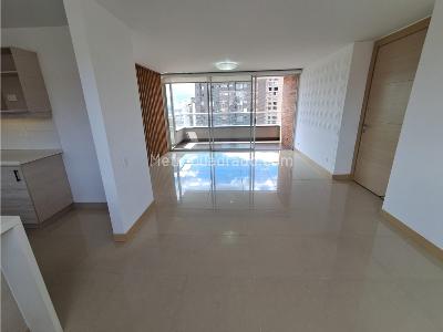 Apartamento en arriendo en Poblado, Medellín · foto 2 de 20