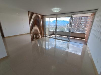 Apartamento en arriendo en Poblado, Medellín · foto 3 de 20
